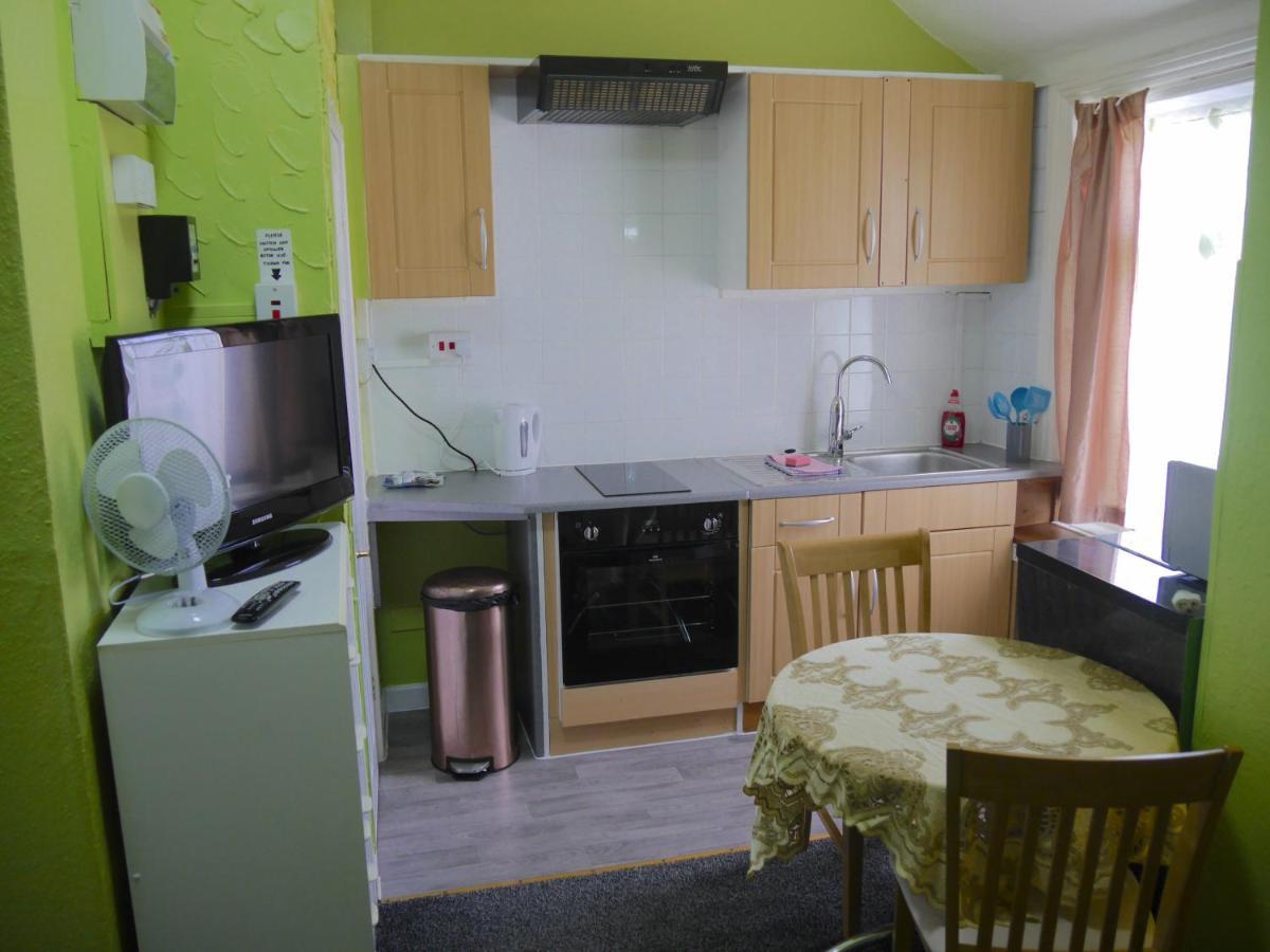 Blackpool Beach Holiday Flats Extérieur photo